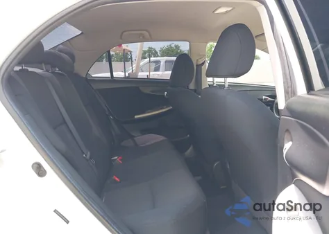 2010 Toyota Corolla S z USA, uszkodzony, nr VIN 1NXBU4EE9AZ349625